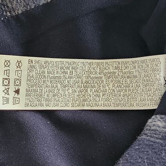 Forever Plaid Crop Top Size Medium - Picture 7 of 7